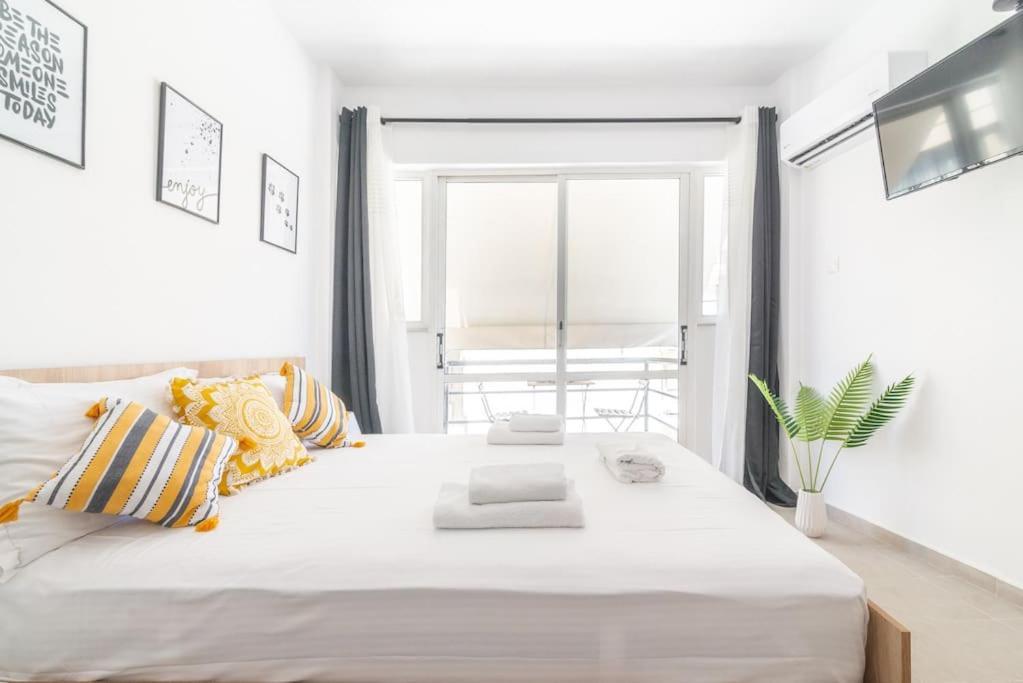 New Studio In The Heart Of City Center Kandiye Dış mekan fotoğraf