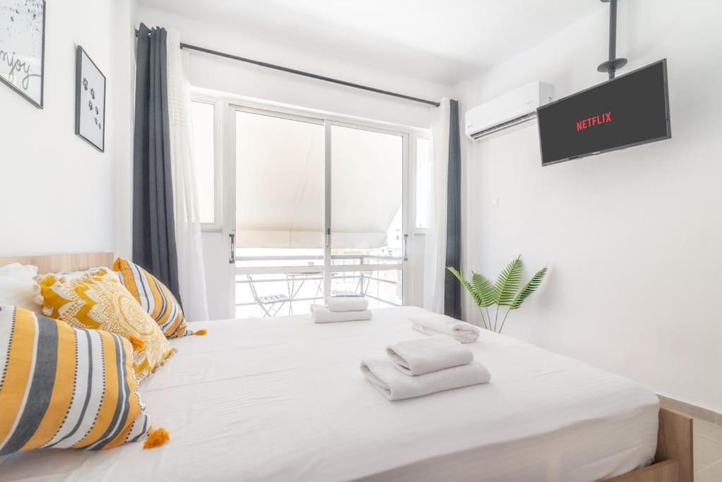 New Studio In The Heart Of City Center Kandiye Dış mekan fotoğraf